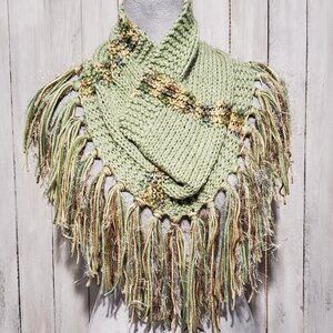 NEW Hand Knitted Green Multicolor Sage Infinity Boho Cowl Scarf Fringed Artsy